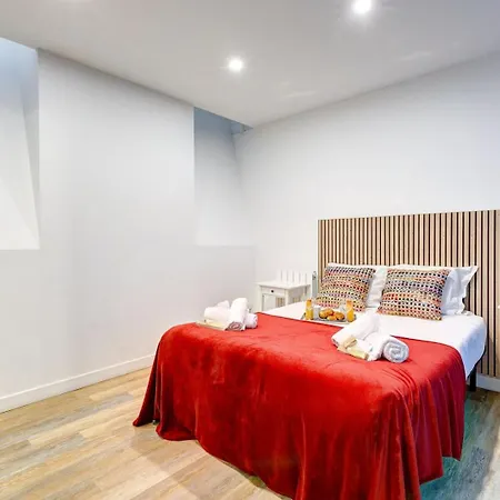 Bluestay 37 - Superb * Paris