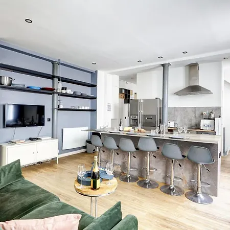 Bluestay 37 - Superb Paris